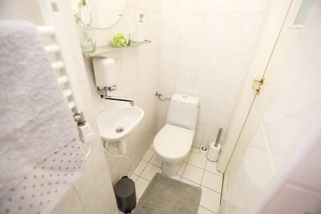 Batorego Cosy Apartment Krasków Eksteriør bilde