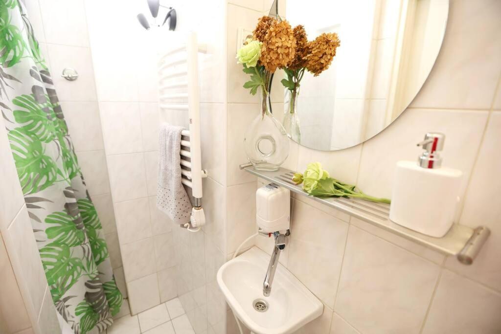 Batorego Cosy Apartment Krasków Eksteriør bilde